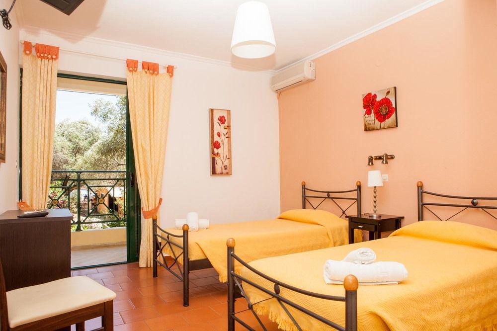 Barbati Beach Holiday Apartment, Corfu,Greece Extérieur photo